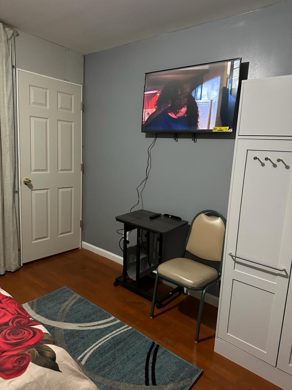 Divine Guest House Room D. 6Mins Near Ewr Newark Airport, 4Mins To Penn Station / Prudential Room photo